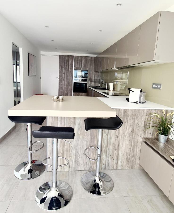 Magnifique Appartement Vue Mer - Grande Terrasse Et Piscine Bandol Eksteriør billede